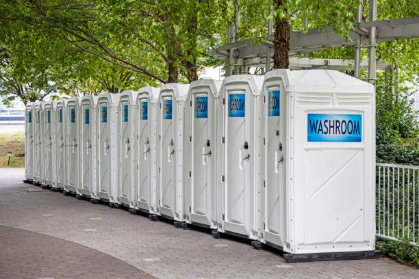 Portable Toilet Options We Offer in Lowell, IN